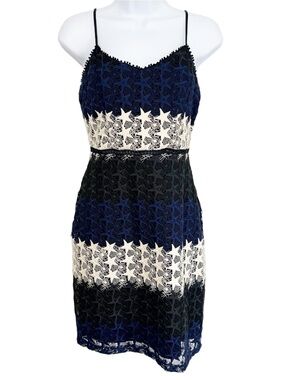 BEBE Star Lace Mini Dress Size 6 Black Blue White Y2K Bodycon Party Cocktail
